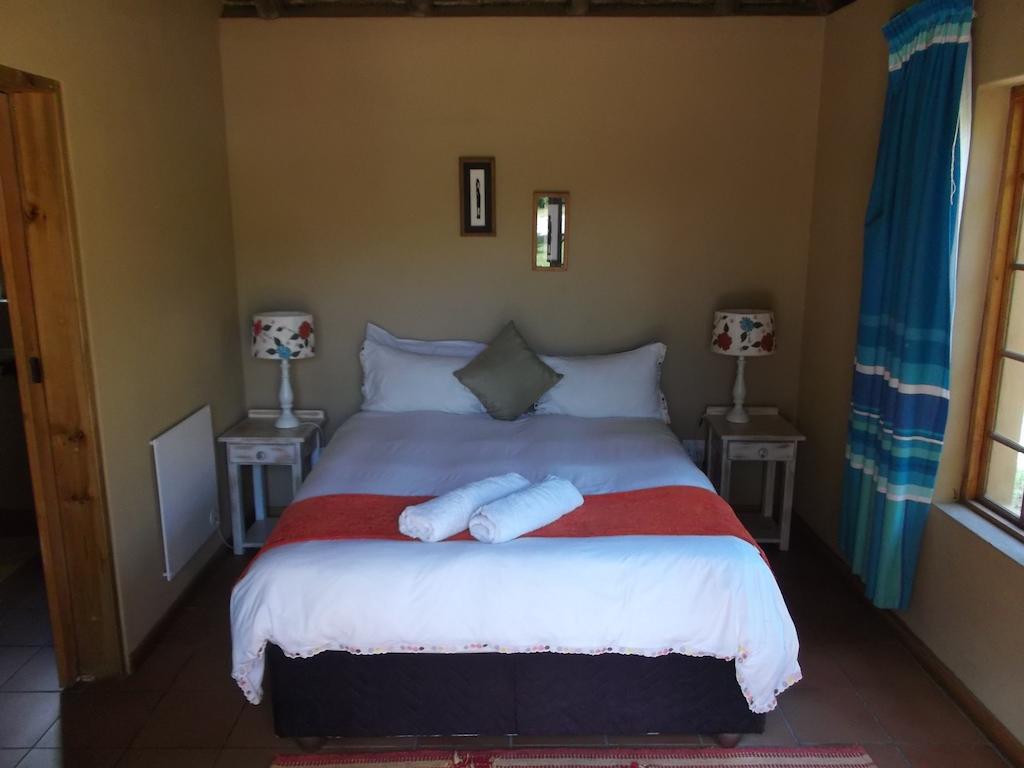 Fairy Knowe Backpackers Lodge Wilderness Ruang foto